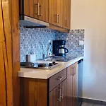 Arxontiko Taygeti Πανσιόν *